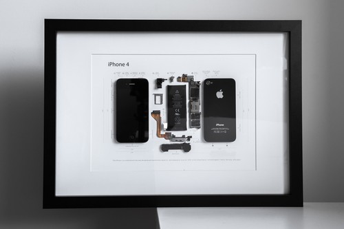 Iphone smontato con - smontato,
